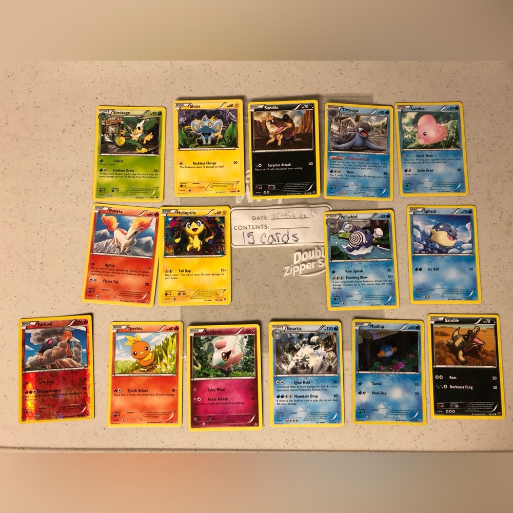 Pokémon Trading Card Set of 15 cards